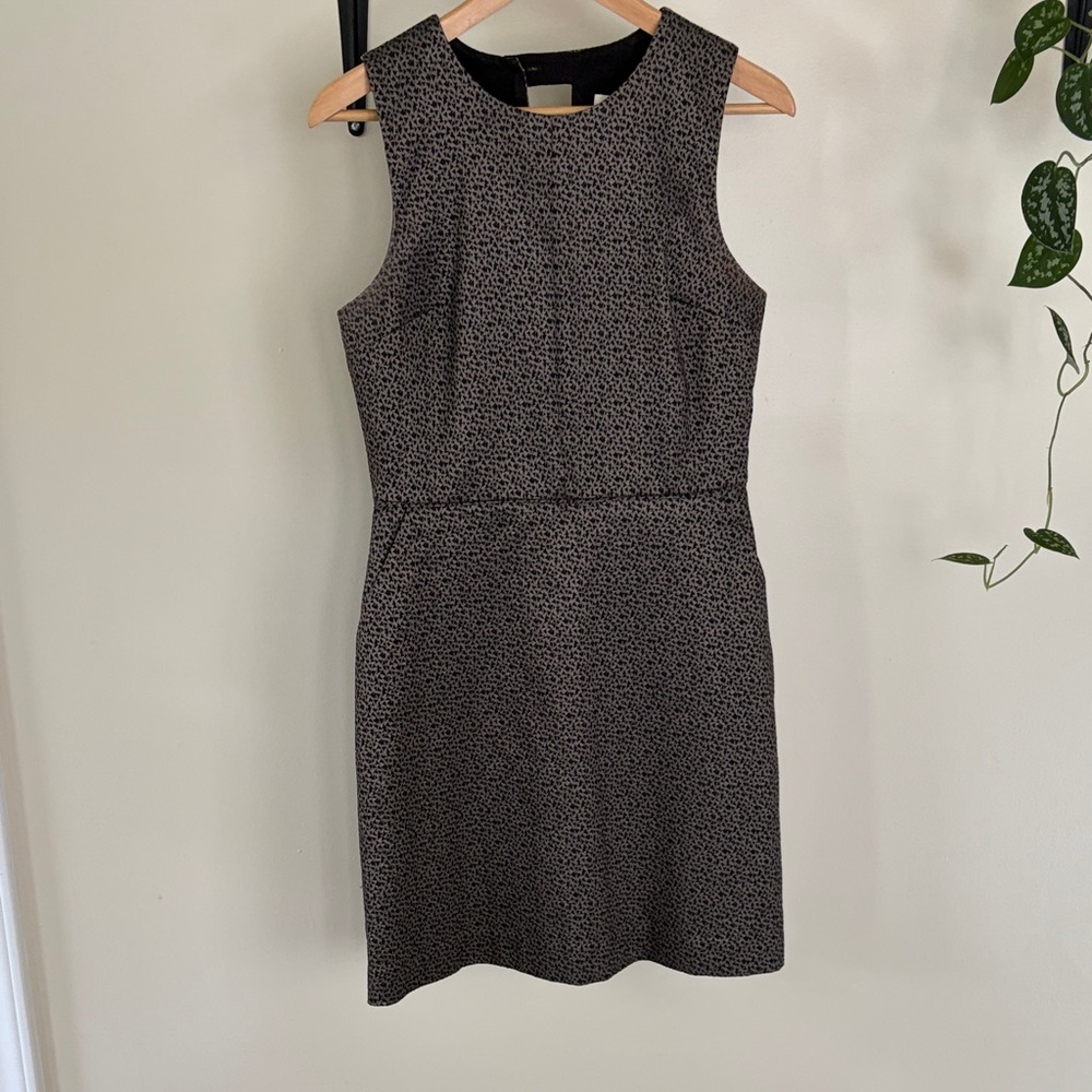 GAP Black and Gray Sleeveless Mini Sheath Dress